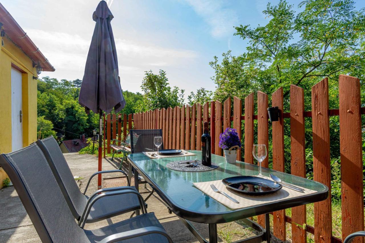 Panorama Apartmanhaz Esztergom Luaran gambar
